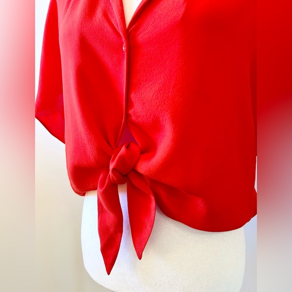 WILFRED, Aritzia Red Short Sleeve Blouse, Button up, Tie Front - size Medium - Picture 2 of 8